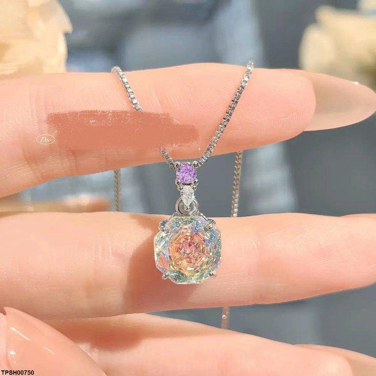 TPSH00750 GWH Round Pendant With Chain - TPSH
