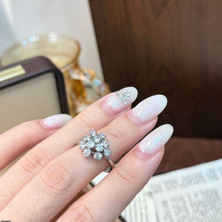 TRSH00921 CJD Flower Ring Adjustable - TRSH
