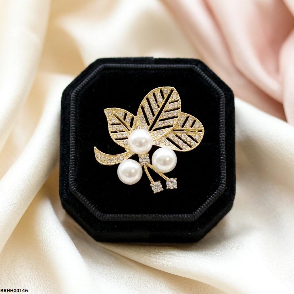 BRHH00146 ZHL Pearl Flower Zircon Broach - BRHH