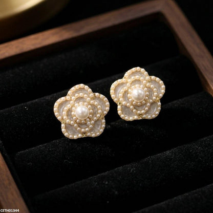 CETH01344 ZHL Pearl Flower Tops Pair - CETH