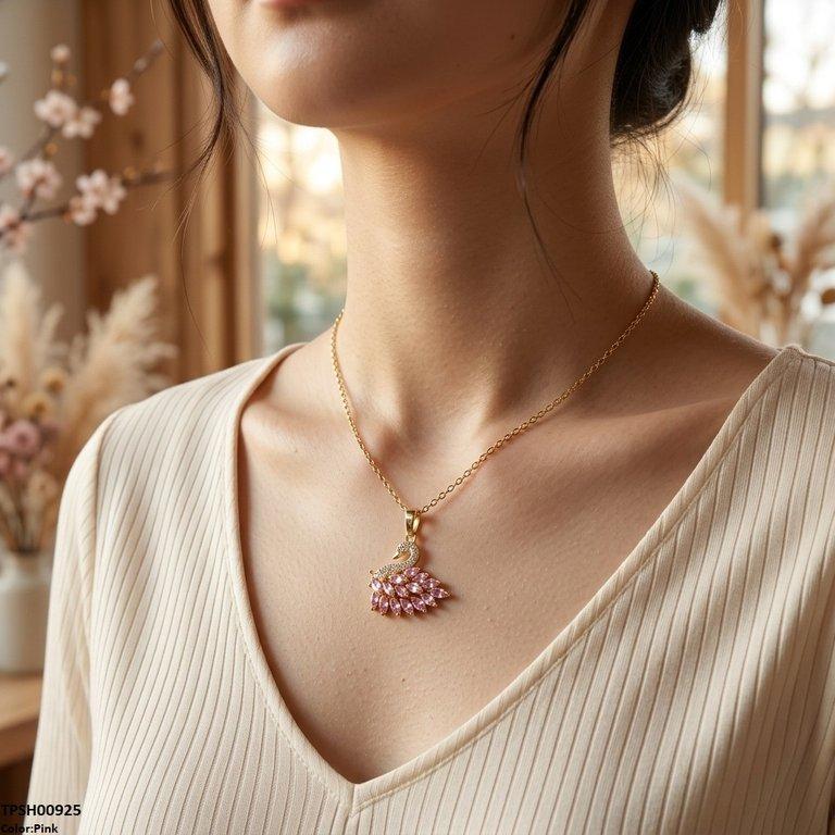 TPSH00925 BHS Duck Stainless Steal Zircon Stone Pendant - TPSH