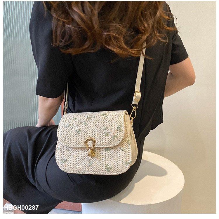 HBGH00287 BBM Flower Embroidery Bag - HBGH