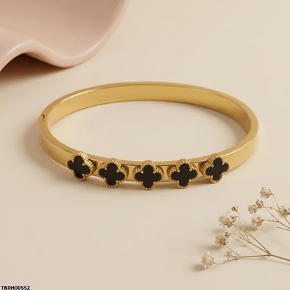 TBRH00552 BHS Round Clover Stainless Steel Bracelet - TBRH