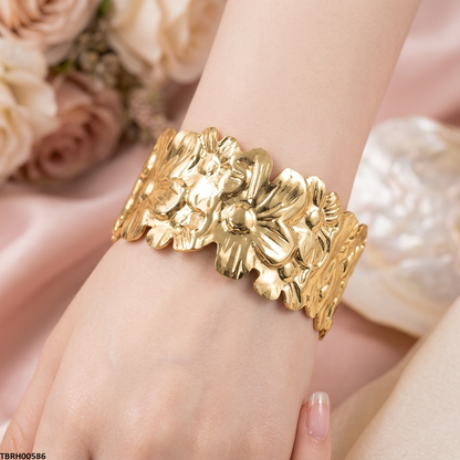 TBRH00586  BHS Flower Stainless Steel Cuff Bracelet Adjustable - TBRH