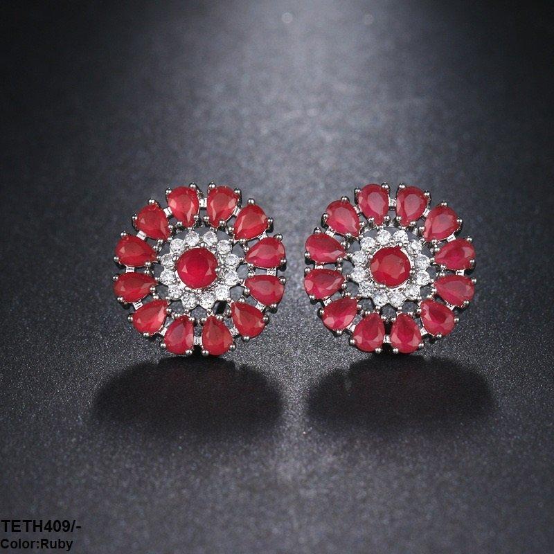 TETH409 BYJ Pear Flower Ear Tops Pair