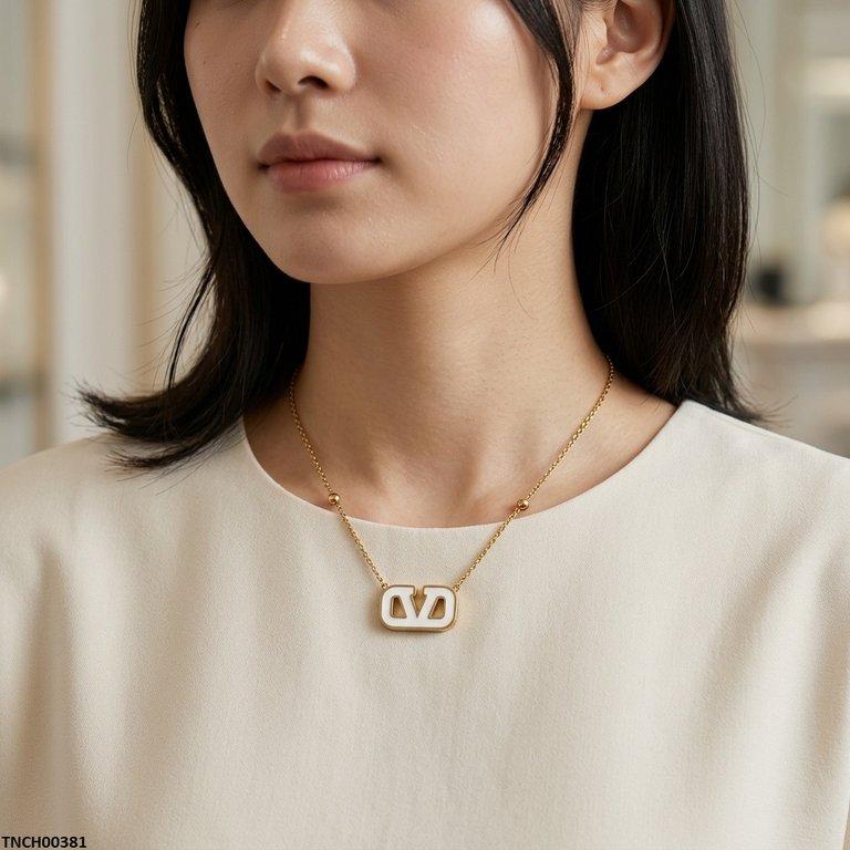 TNCH00381 BHS V-Shap Stainless Steel Necklace - TNCH