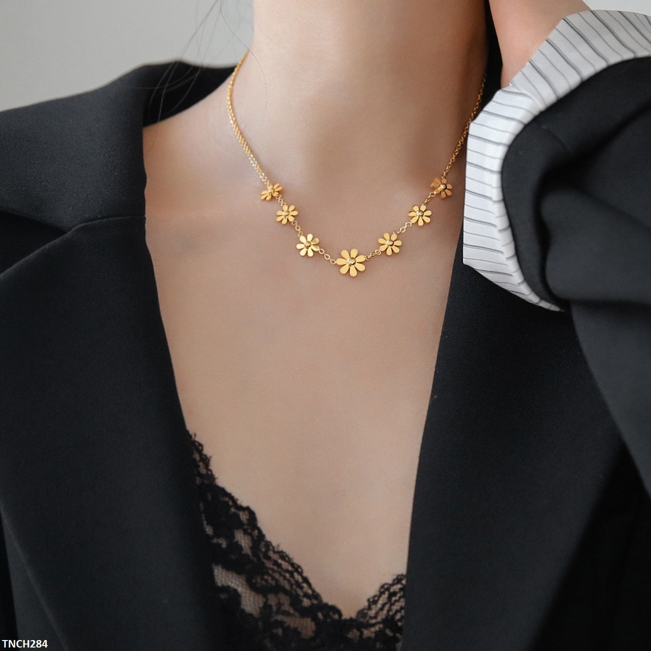 TNCH284 DGF Flower Stainless Steel Necklace