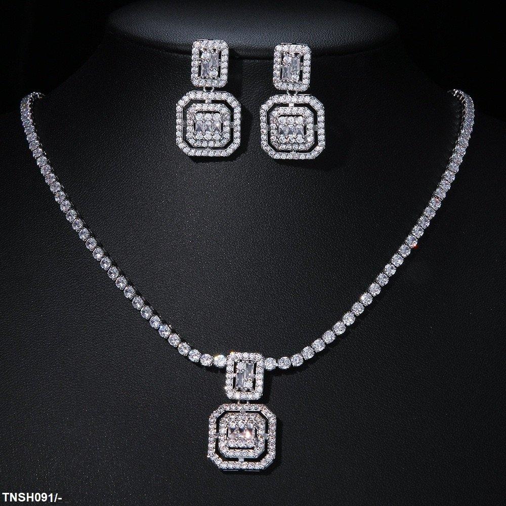 TNSH091 BYJ Cushion Necklace Set