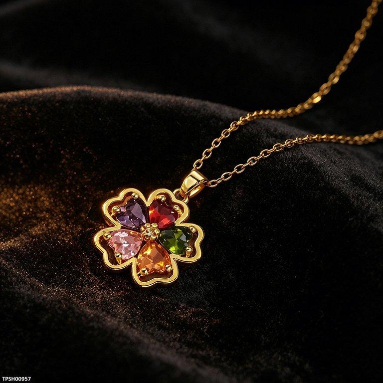 TPSH00957 BYJ Multi Zircon Heart Pendant With Chain - TPSH