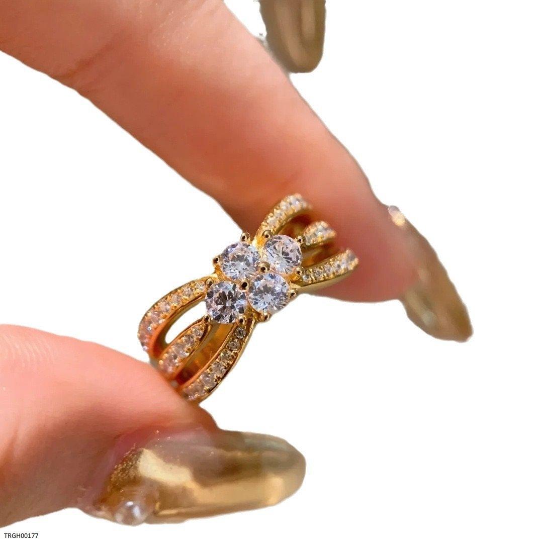 TRGH00177 GWH Triple Sparkle Ring - TRGH