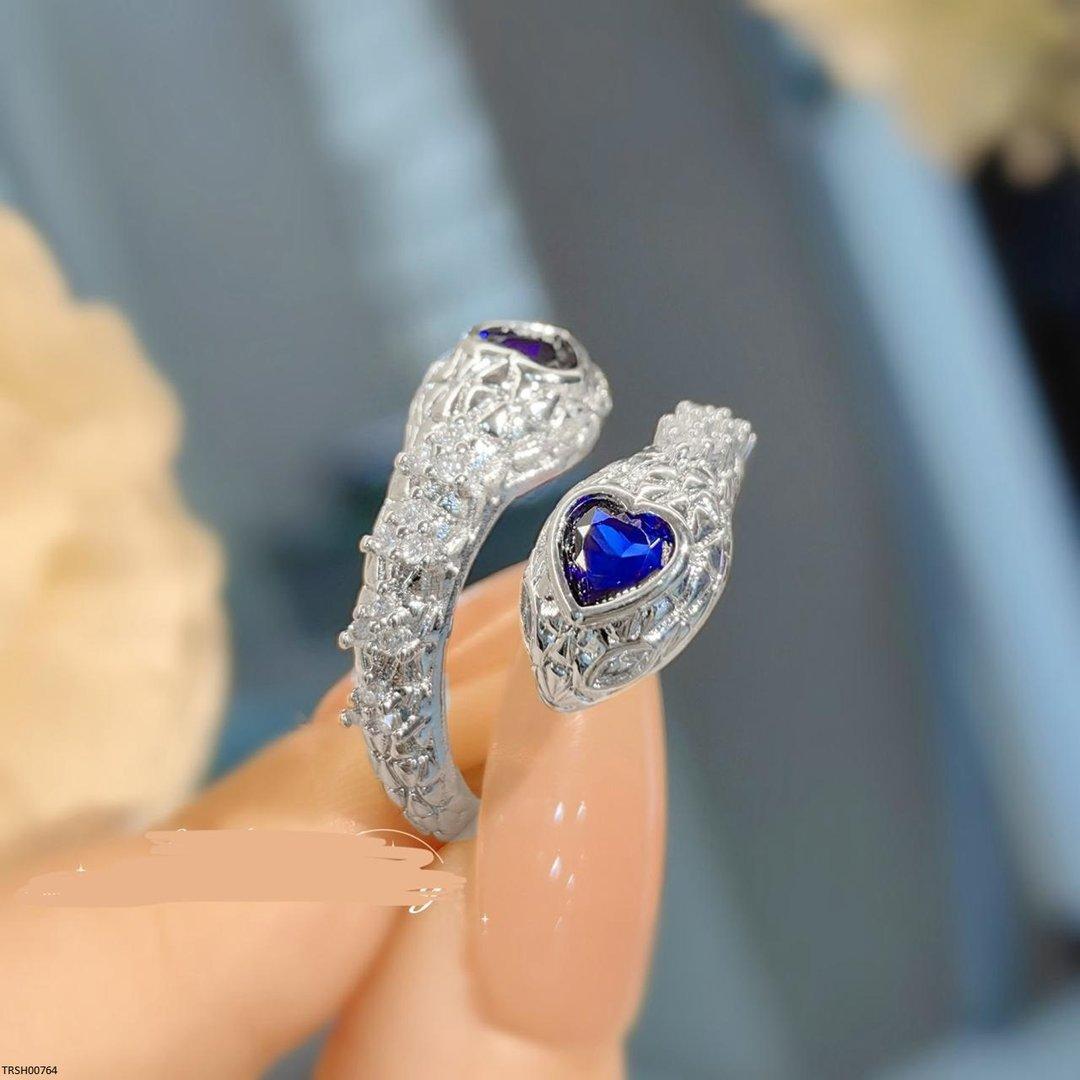 TRSH00764 GWH Double Headed Snack Ring - TRSH