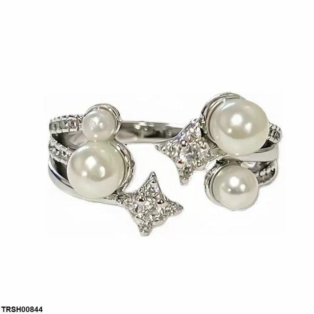 TRSH00844 SJS Pearl Star Ring Adjustable - TRSH