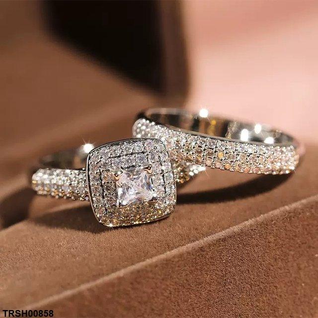 TRSH00858 KYC Square Couple Ring - TRSH